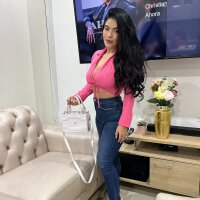 Danna_belluci's Offline Chat Room