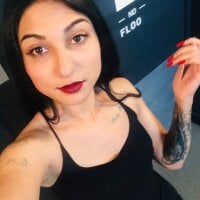 Narcisa0's Offline Chat Room