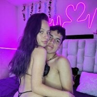 cami_y_lau webcam model