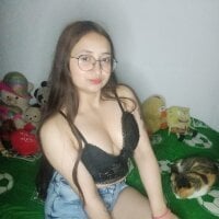 Hana_Moore