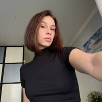 CarolynHirn webcam model