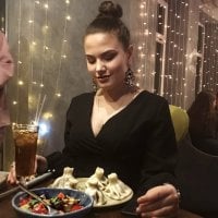 IngridRozys' Offline Chat Room