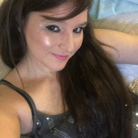 foxxyfine's Offline Chat Room