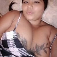 christinelizabe's Offline Chat Room