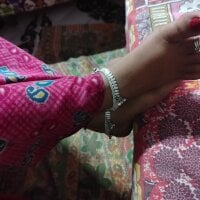 Dessi_vaabhi webcam