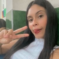 nahairas_herz webcam model