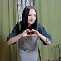 ShannaPagl Adlı Modelin Çevrimdışı Sohbet Odası