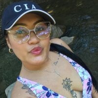 linda_ber30 webcam model