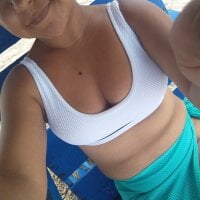 cachonda24's Offline Chat Room