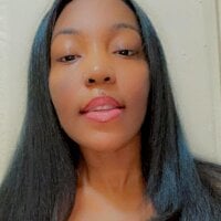 ZoeyOfficialn Offline chat-huone