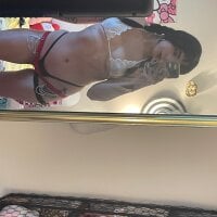 babyangelwhore's Offline Chat Room