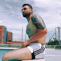 Andrey-Rogers: δωμάτιο συνομιλίας εκτός σύνδεσης