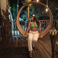Rigg_rose webcam model