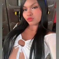 DaryMelendez22_ webcam model