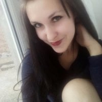 CaramelaFly's Offline Chat Room