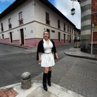 valery_mora webcam
