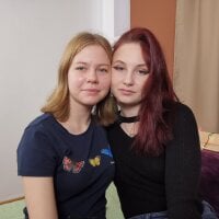 KellyGonzalez's Offline Chat Room