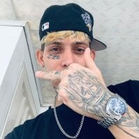 KinkyLatinCock webcam