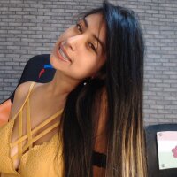 Valentinne_z nude on webcam for live porn video chat