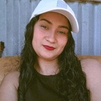 lucia18love18 webcam model