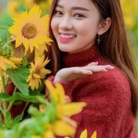 Holygirlsweet777 webcam model