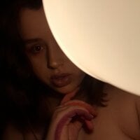 Soft_Lina webcam model