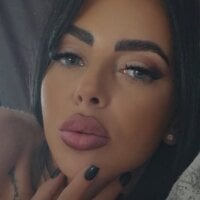 Sarayy_ model avatar
