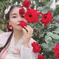 puchuan11 Adlı Modelin Çevrimdışı Sohbet Odası