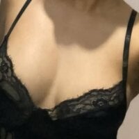 Yummymarie09 webcam model