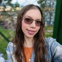 Alaia_Johnson webcam model