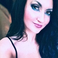 Carmencumming Adlı Modelin Çevrimdışı Sohbet Odası