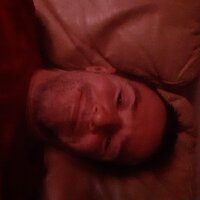 MilesAwayToon's Offline Chat Room