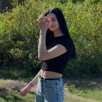 milana_me_love model avatar