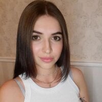 Little_milady77's Offline Chat Room