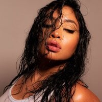 aisha_broown webcam model