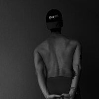 luienjoy's Avatar Pic