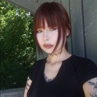LauraDutton's Offline Chat Room
