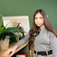 AnnTucker 오프라인 채팅방