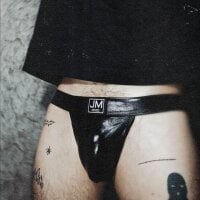 augustfffuck webcam