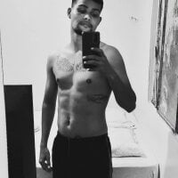 Raphaelyr webcam