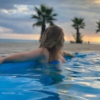 Lady__Maria's Avatar Pic
