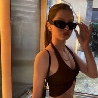 GinaLorraine's Avatar Pic