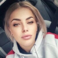 LarisseBelle
