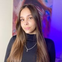 HelenMooren Adlı Modelin Çevrimdışı Sohbet Odası