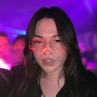 MaeEverist webcam model