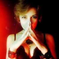 EvaBrownie webcam model