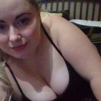 porcelainbunzie's Offline Chat Room