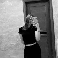 EstaGoetsch webcam model