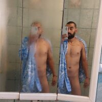 bigcok4you818's Offline Chat Room