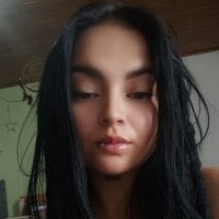 Slika avatara modela Laura_cap7